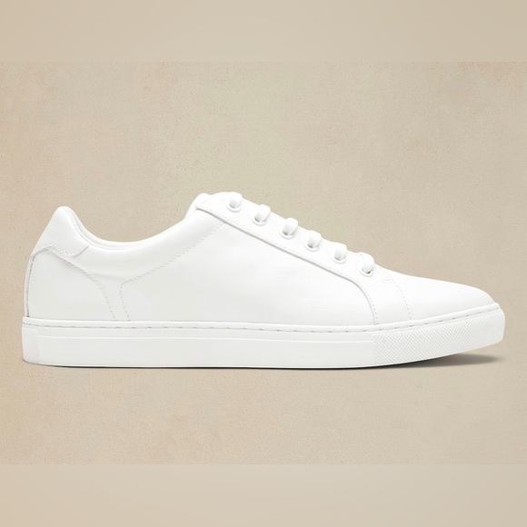 BANANA REPUBLIC VEGAN LEATHER SNEAKERS - Picture 4 of 5